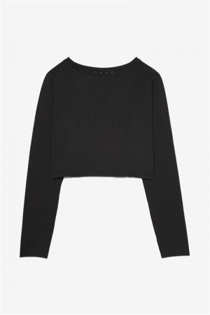 Black Women's Fila Fi-Lux Vented Crop Tops | Saudi Arabia-690281